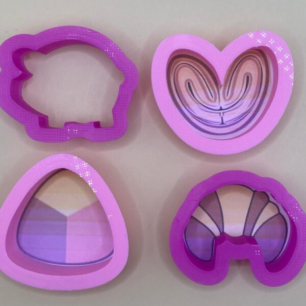 4 CORTADORES MINIS 5 CM MARRANITO, CUERNITO, OREJA Y POLVORON ABUELITOS