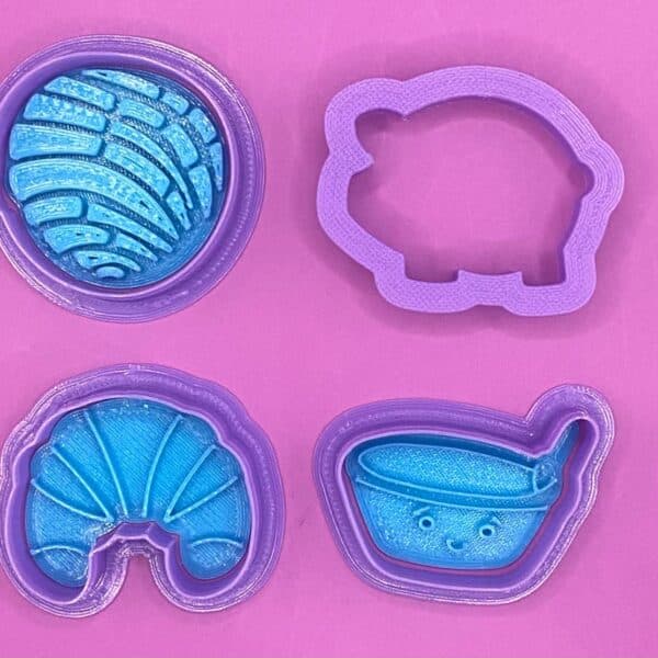 4 CORTADORES Y 3 SELLOS 5 CM CONCHA, CUERNITO, POZOLE Y MARRANITO