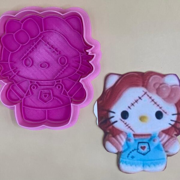 CORTADOR DE GALLETAS HELLO KITTY CON SELLO 10 CM HALLOWEEN