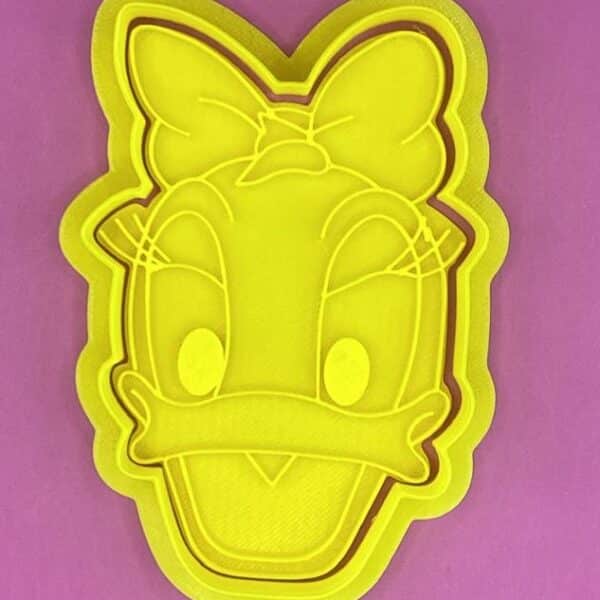 CORTADOR CON SELLO MARCADOR DAISY 10 CM