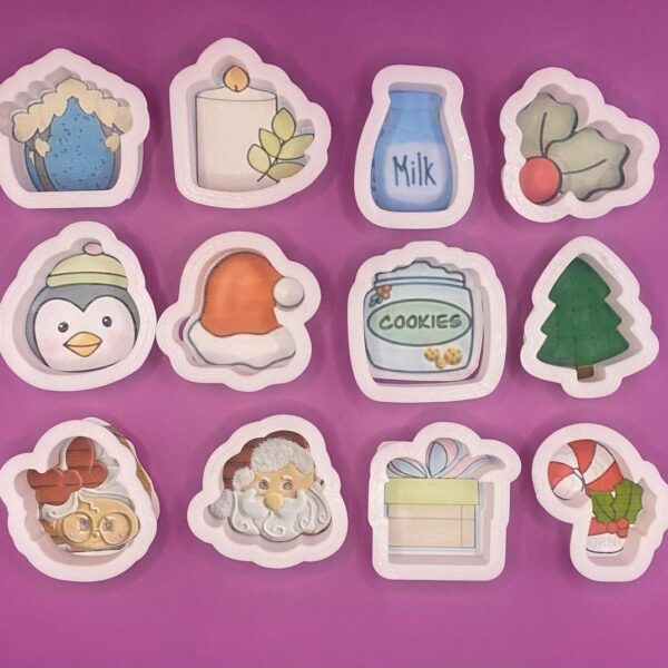 12 CORTADORES MINIS 5 CM NAVIDAD