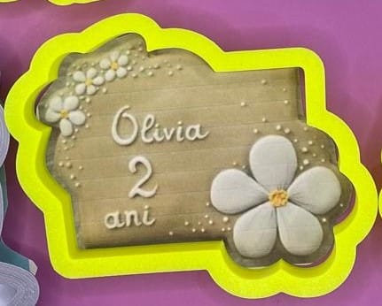 CORTADOR LETRERO CON FLOR 10 CM