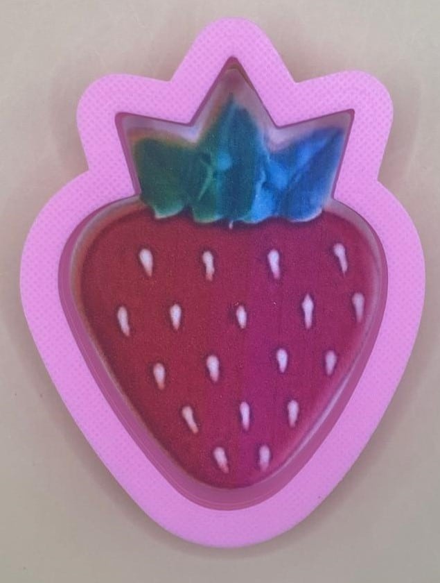 CORTADOR DE GALLETAS FRESA 8 CM