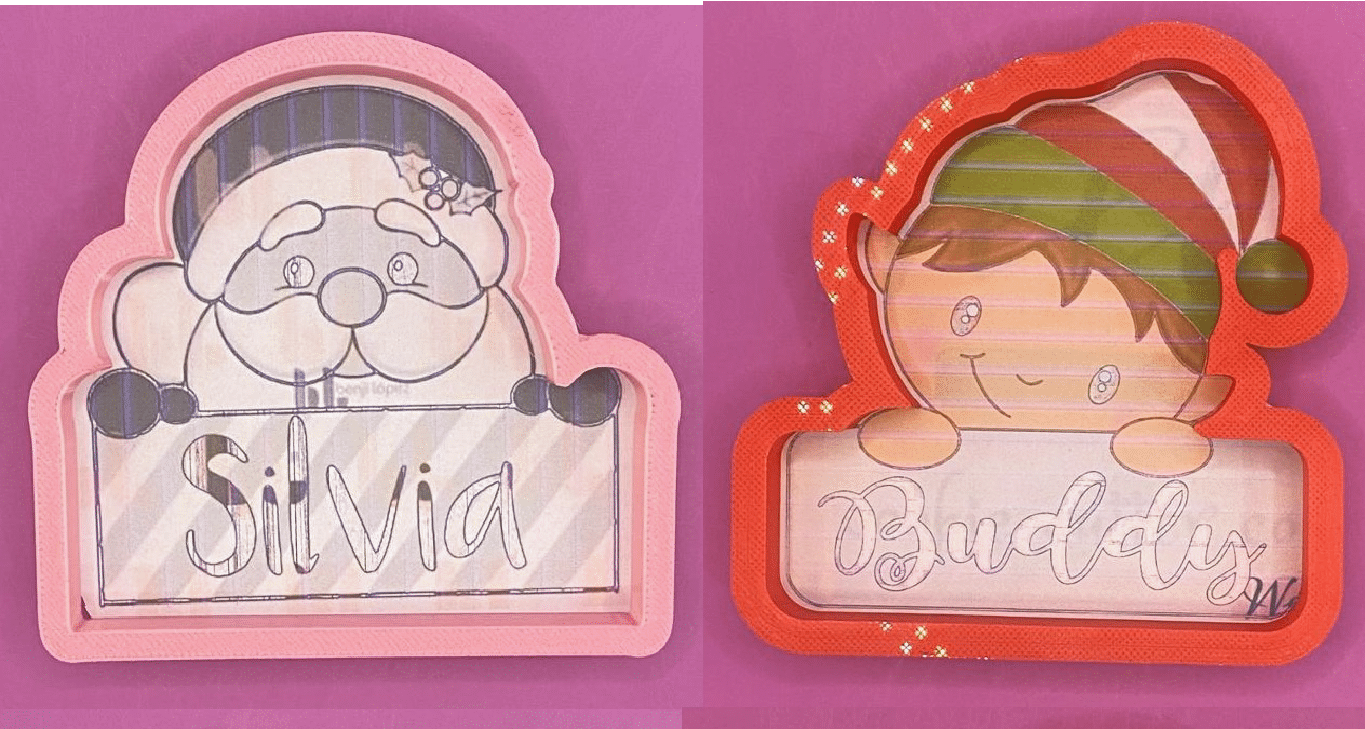 2 CORTADORES DE GALLETAS SANTA Y DUENDE CON LETRERO 8 CM