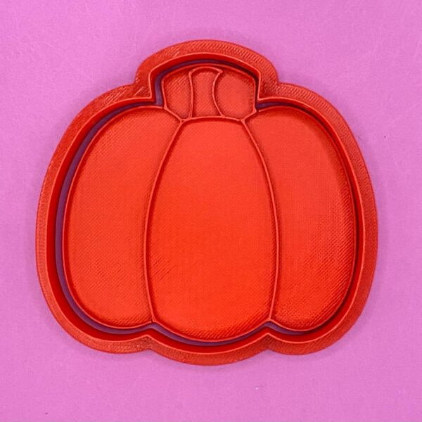 CORTADOR DE GALLETAS CALABAZA CON SELLO MARCADOR 9 CM