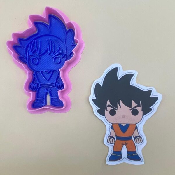 CORTADOR GOKU CON SELLO MARCADOR 10 CM