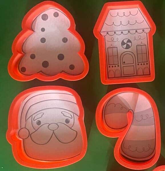 4 CORTADORES DE GALLETA NAVIDAD 8 CM