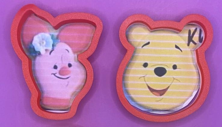 2 CORTADORES DE GALLETAS WINNIE POOH Y PIGLET 8 CM