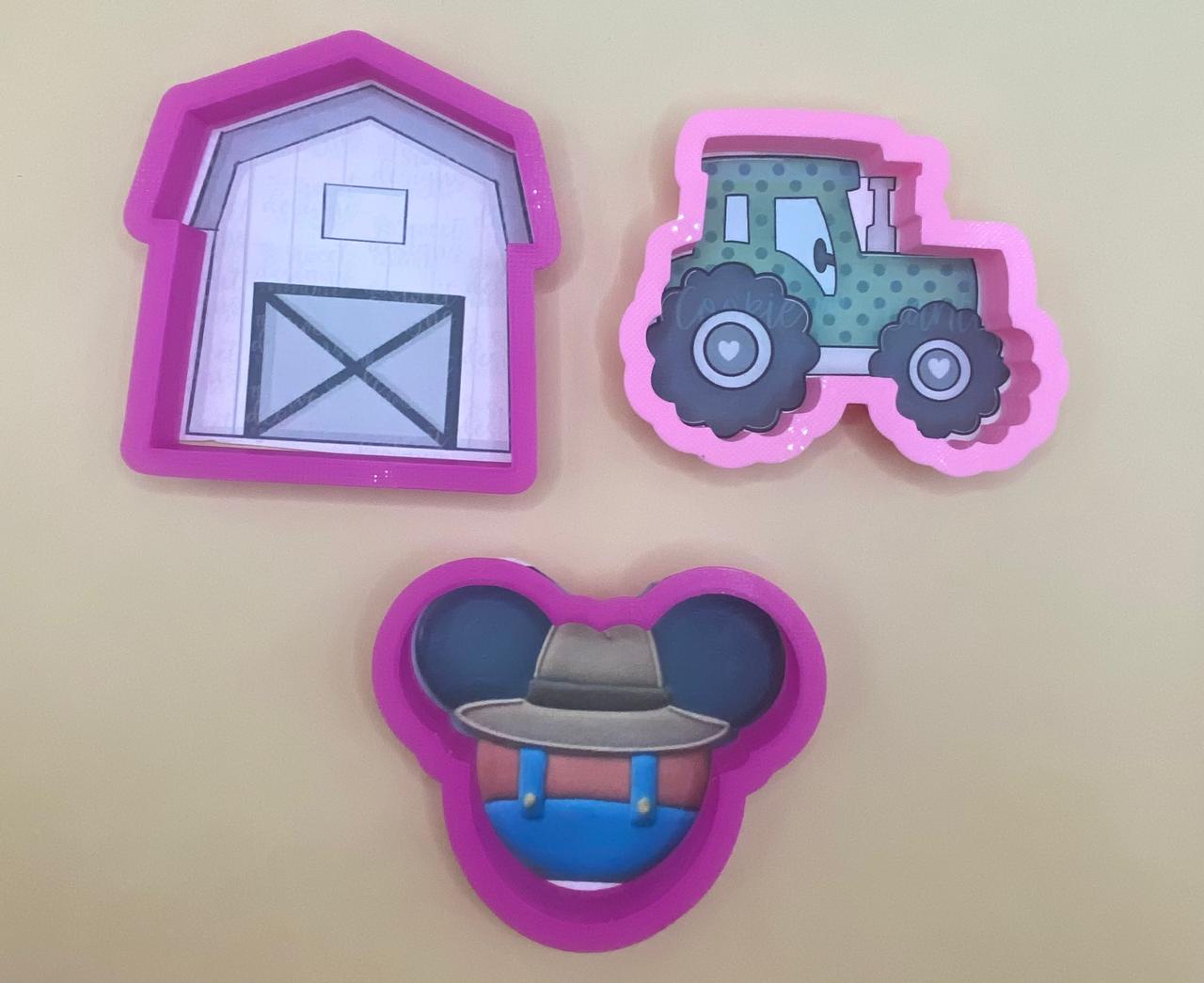 3 CORTADORES DE GALLETA TRACTOR ESTABLO MICKEY 8 CM
