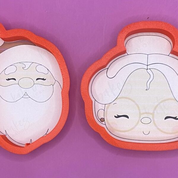 2 CORTADORES DE GALLETA SANTA Y SRA 8 CM