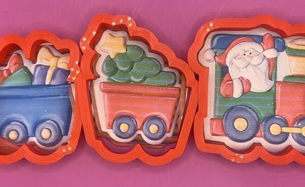 3 CORTADORES DE GALLETAS TRENECITO NAVIDEÑO 11CM 9.5CM Y 8.5CM